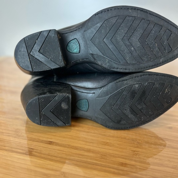 ARIAT MENS BLACK BOOTS SIZE 10.5 WIDE - Picture 5 of 10